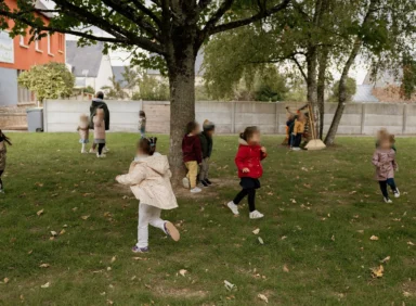 Photo — jeux libres dans le parc
